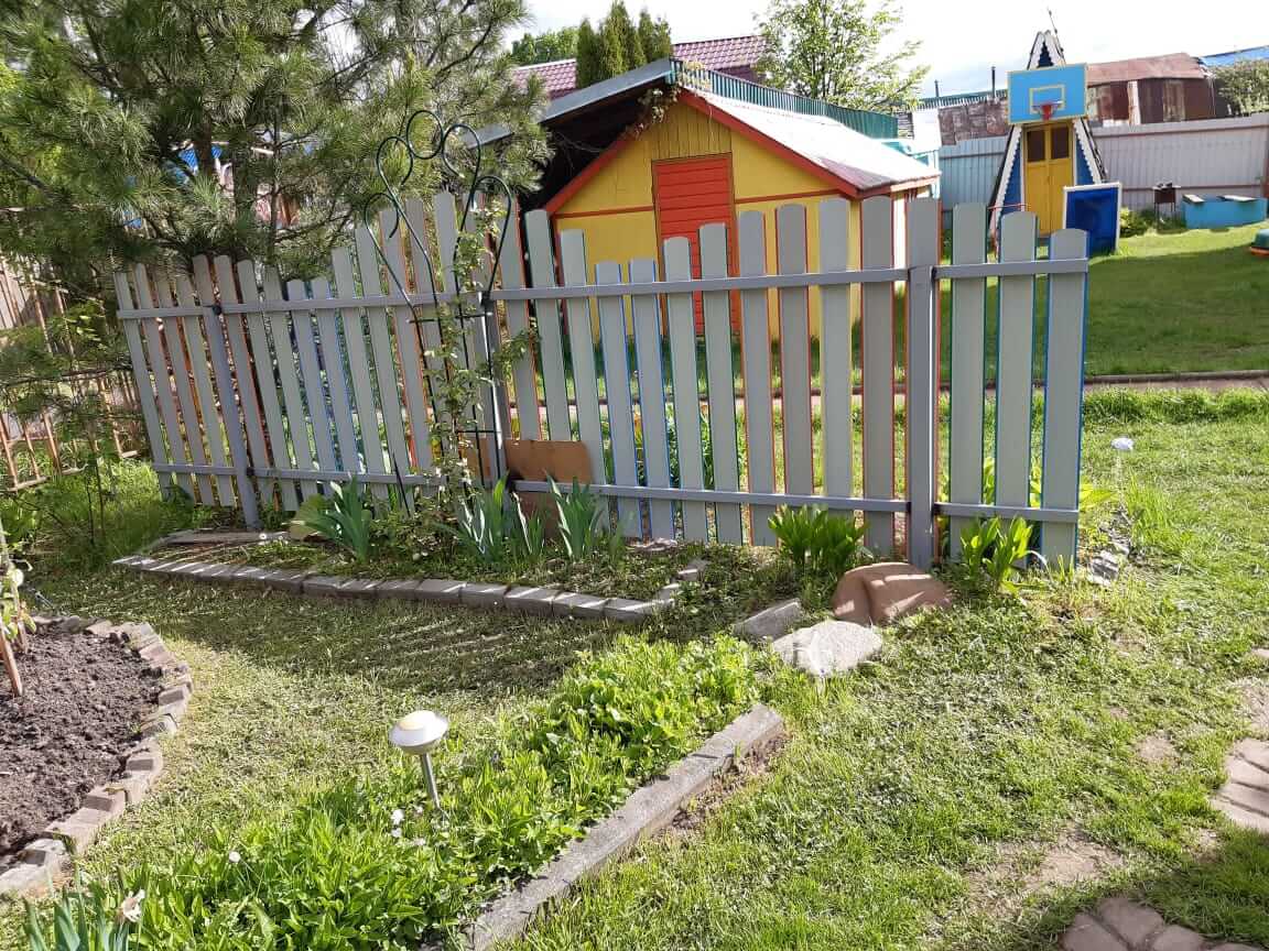 забор из разноцветного штакетника односторонний фото3 в Оренбурге