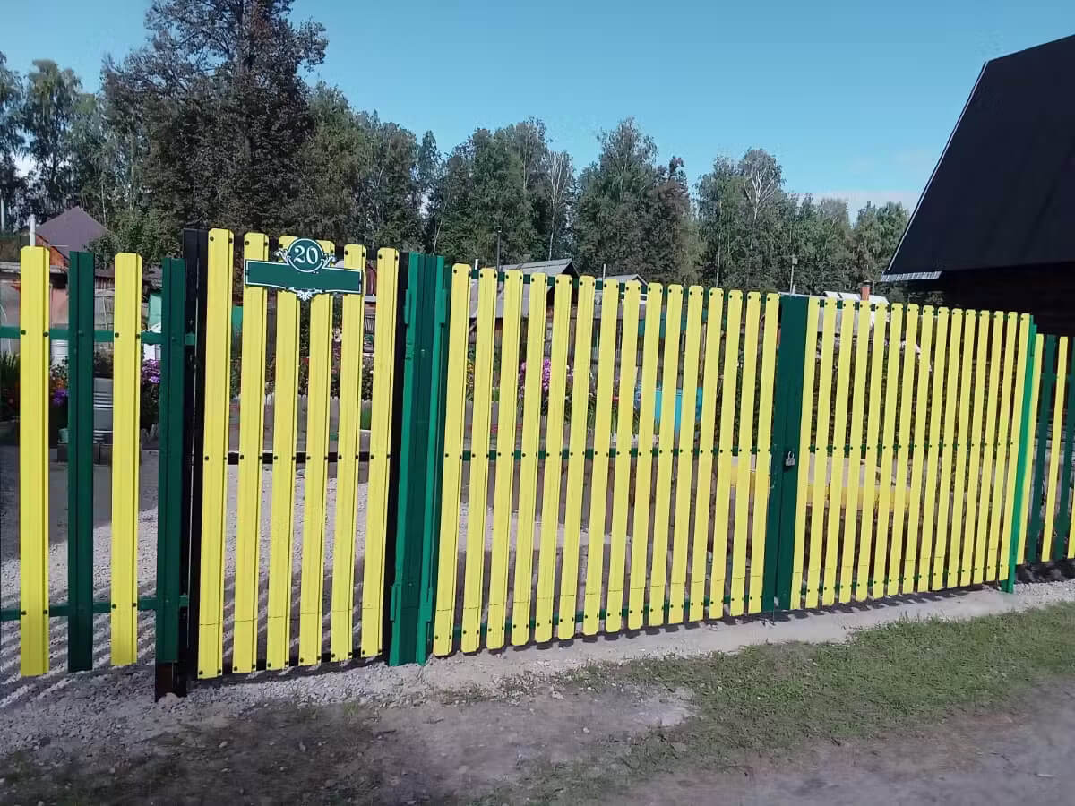 Забор из евроштакетника 13м RAL1018 Желтый в Оренбурге