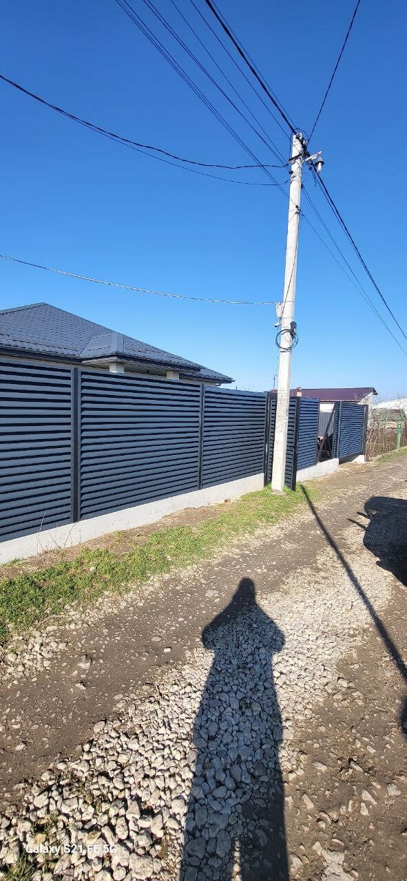Забор из ламелей еврожалюзи 30м RAL7024/7024 Серый Графит двусторонний фото 1 в Оренбурге