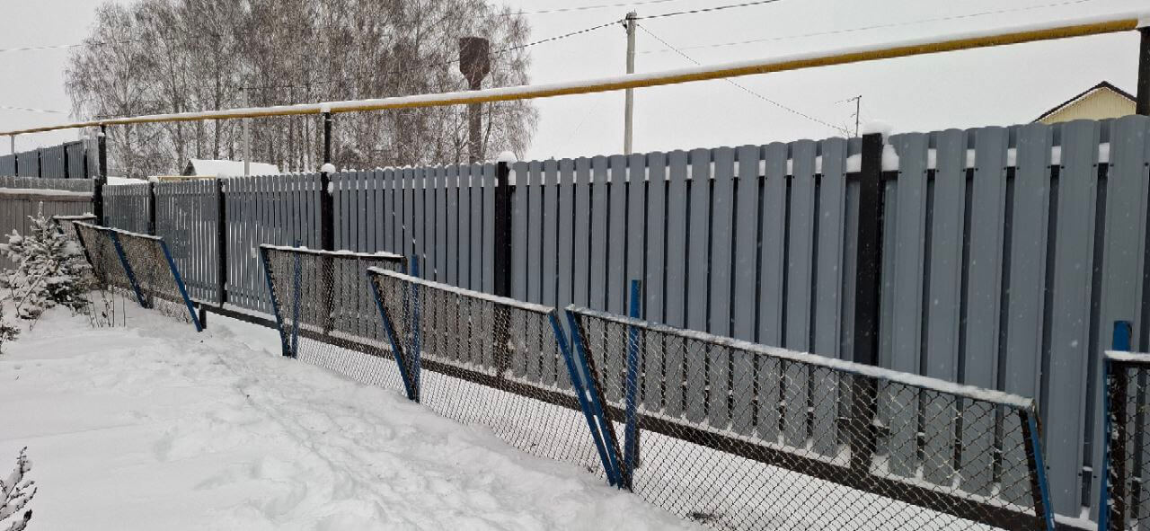 Забор из евроштакетника 27м RAL7024 Серый Графит МАТТЕ фото 5 в Оренбурге